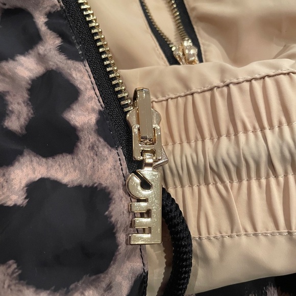 P.E.Nation Man Down Reversible Jacket Taupe Animal Print Athleisure Streetwear L - Picture 7 of 12